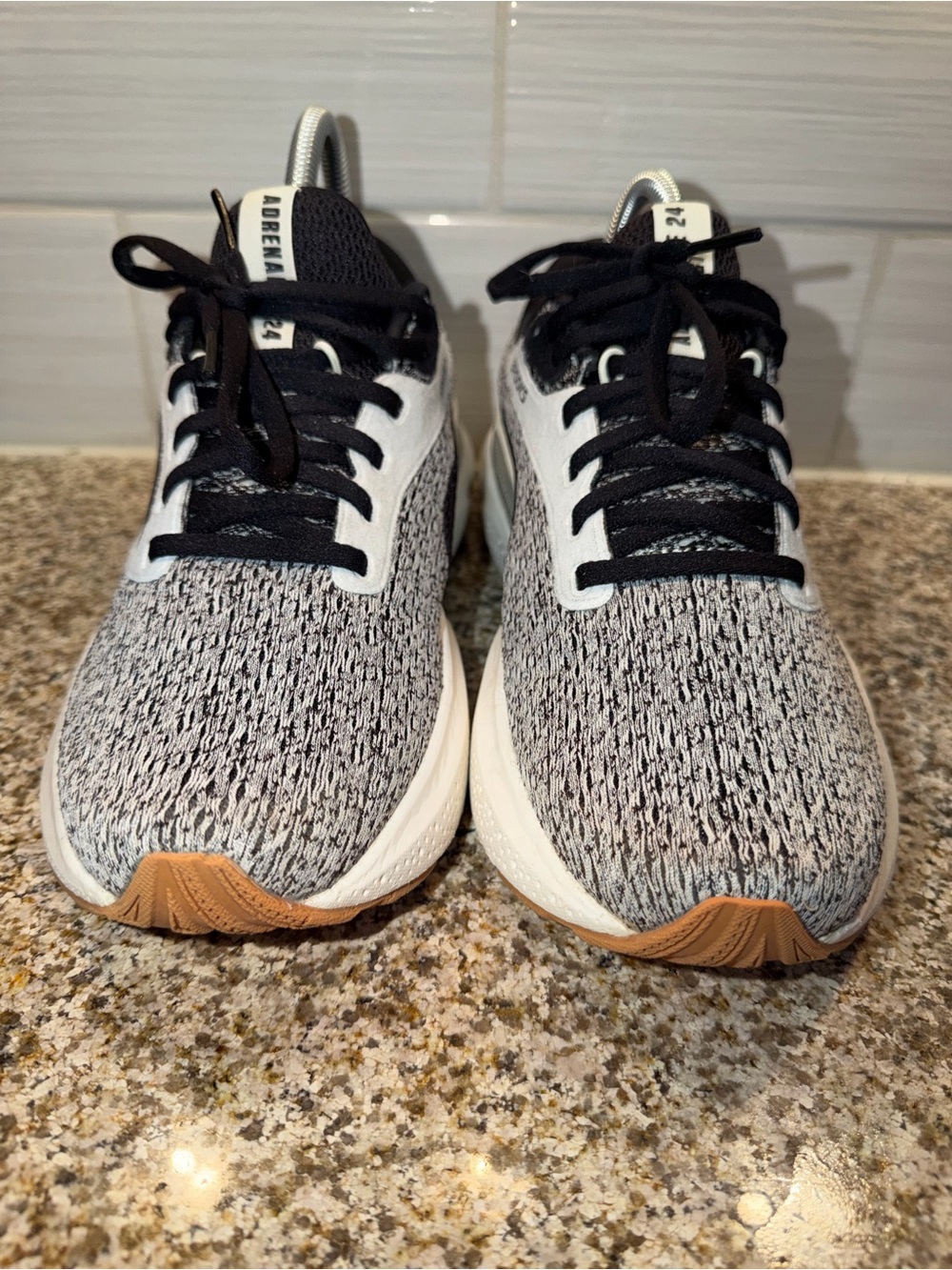 Brooks Adrenaline GTS Running Shoes - Black, Gray & White - Picture 4 of 8
